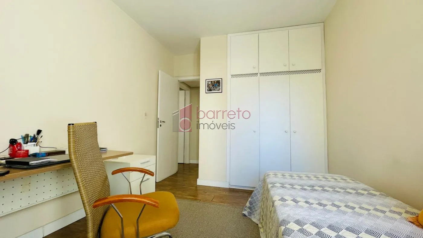 APARTAMENTO À VENDA NO EDÍFICIO BARONEZA NO CENTRO DE JUNDIAÍ/SP