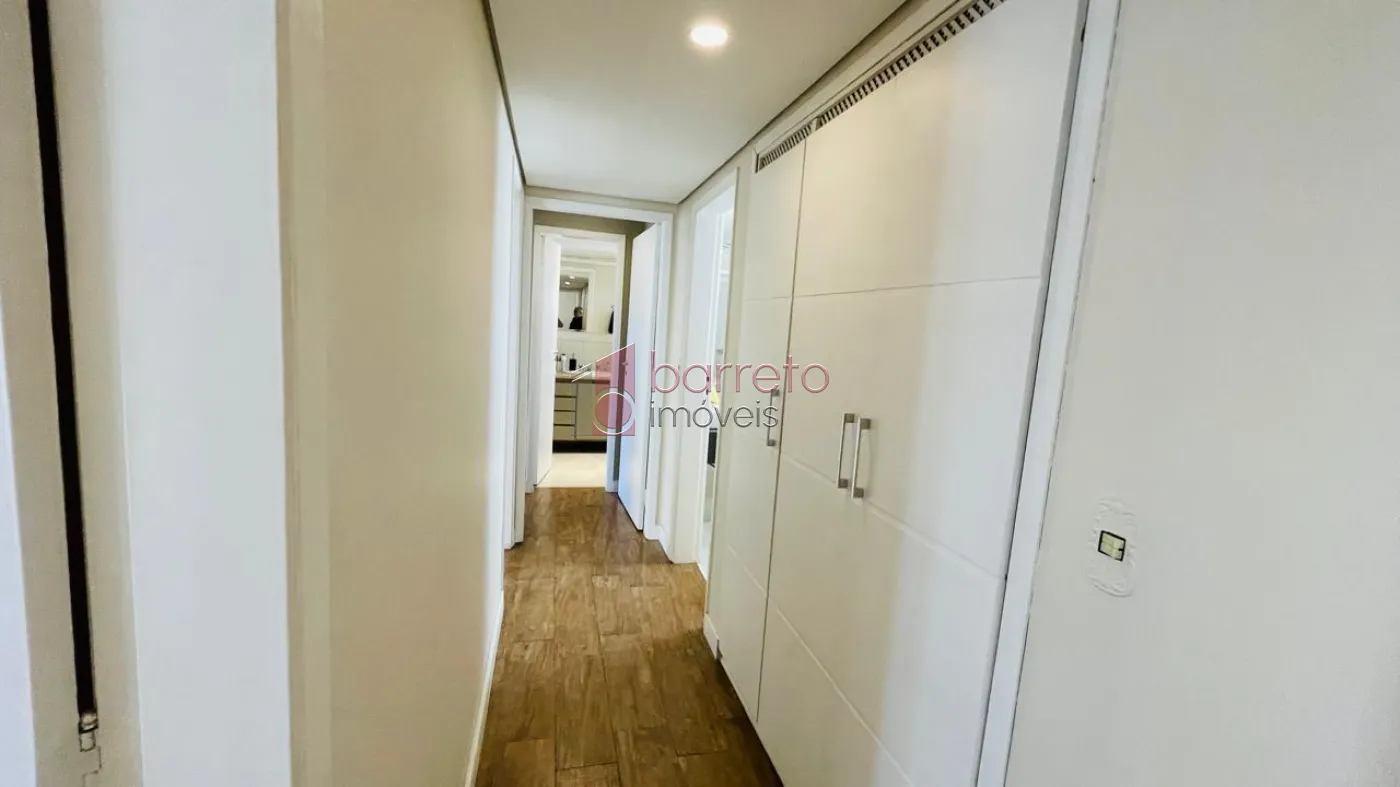 APARTAMENTO À VENDA NO EDÍFICIO BARONEZA NO CENTRO DE JUNDIAÍ/SP