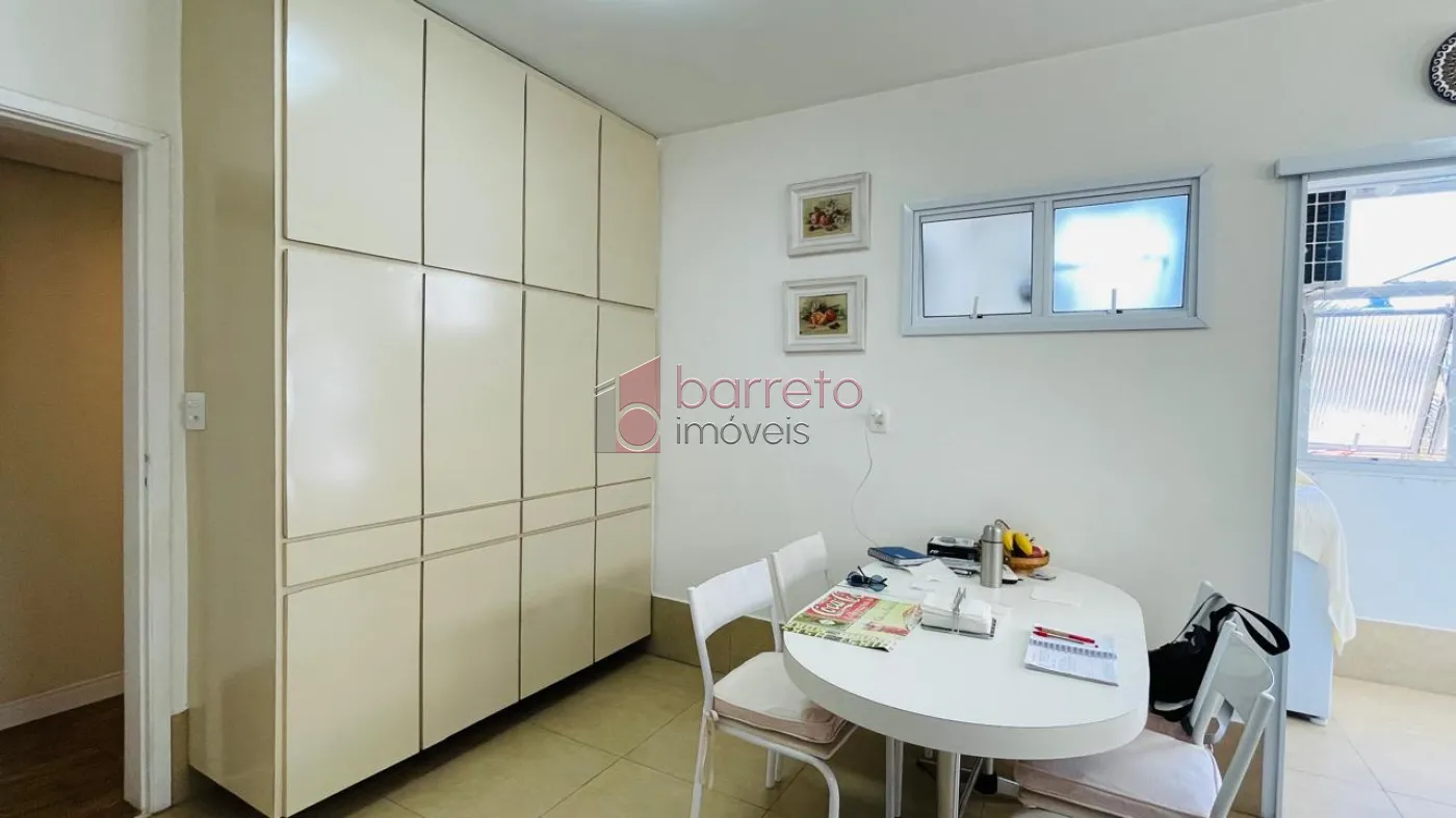APARTAMENTO À VENDA NO EDÍFICIO BARONEZA NO CENTRO DE JUNDIAÍ/SP