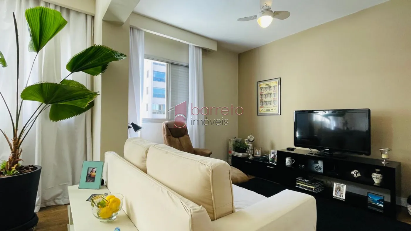 APARTAMENTO À VENDA NO EDÍFICIO BARONEZA NO CENTRO DE JUNDIAÍ/SP