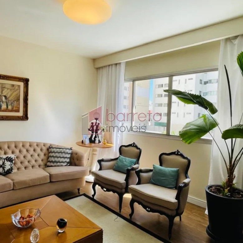 APARTAMENTO À VENDA NO EDÍFICIO BARONEZA NO CENTRO DE JUNDIAÍ/SP