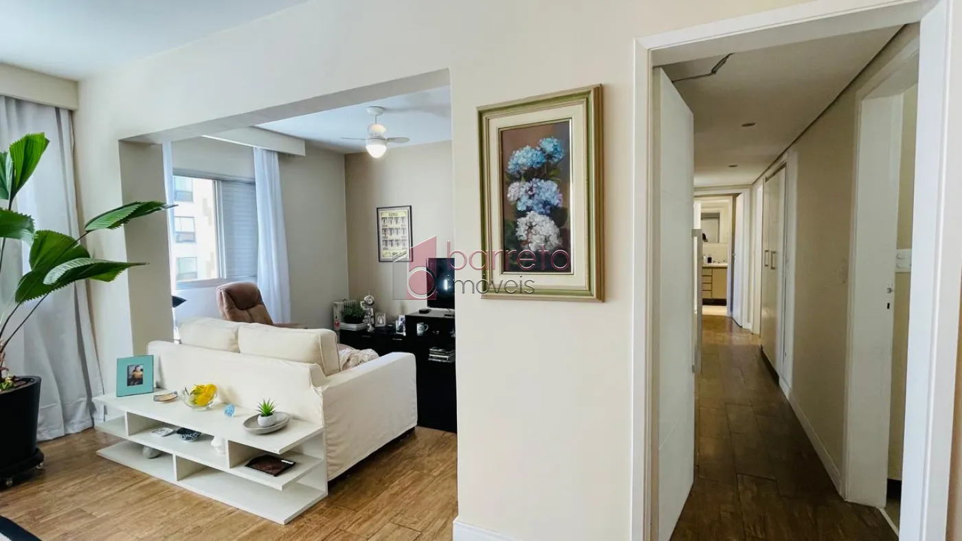 APARTAMENTO À VENDA NO EDÍFICIO BARONEZA NO CENTRO DE JUNDIAÍ/SP