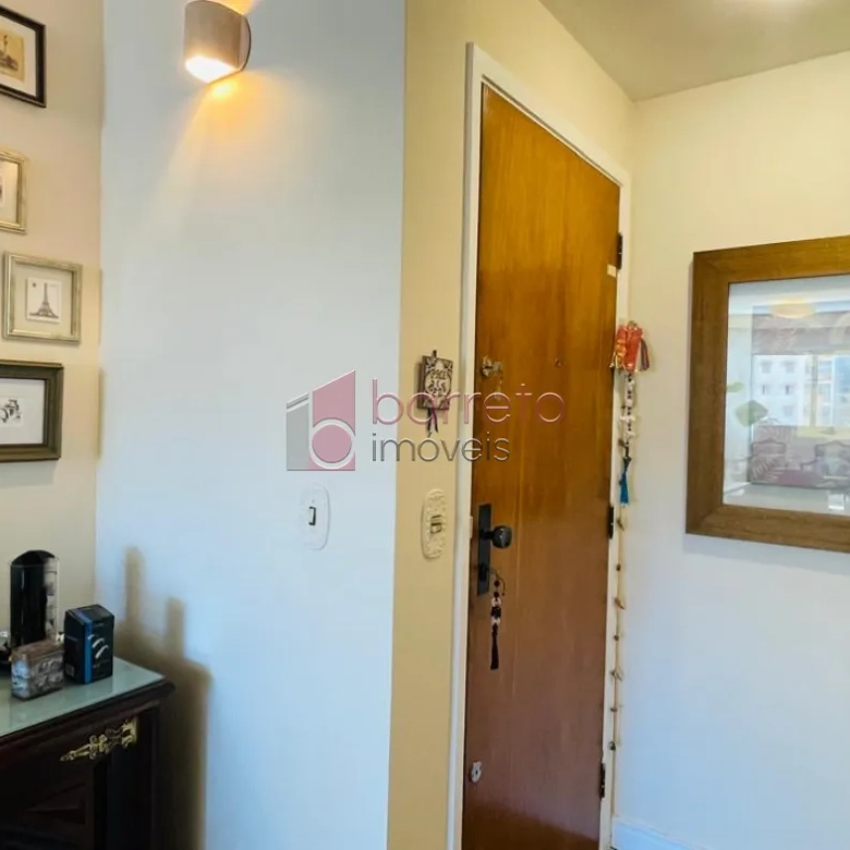 APARTAMENTO À VENDA NO EDÍFICIO BARONEZA NO CENTRO DE JUNDIAÍ/SP