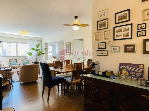APARTAMENTO À VENDA NO EDÍFICIO BARONEZA NO CENTRO DE JUNDIAÍ/SP