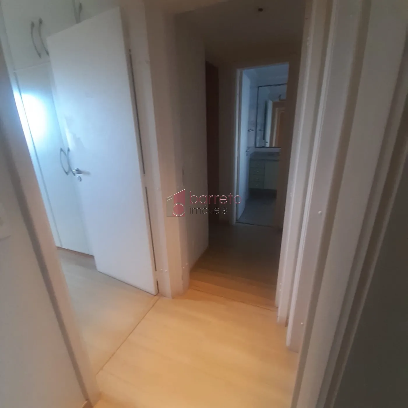 APARTAMENTO À VENDA NO CONDOMÍNIO CONCORDE EM JUNDIAÍ/SP