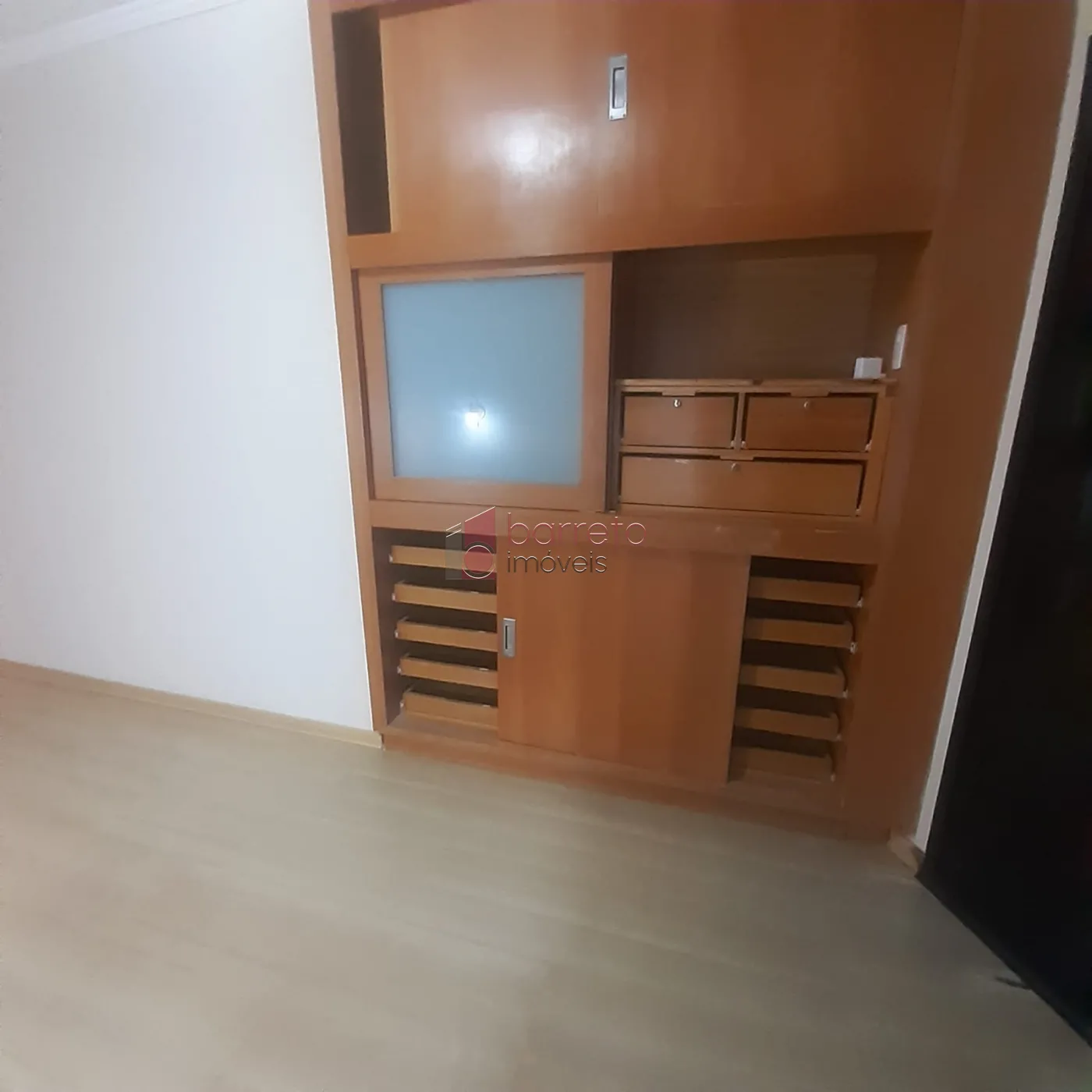 APARTAMENTO À VENDA NO CONDOMÍNIO CONCORDE EM JUNDIAÍ/SP