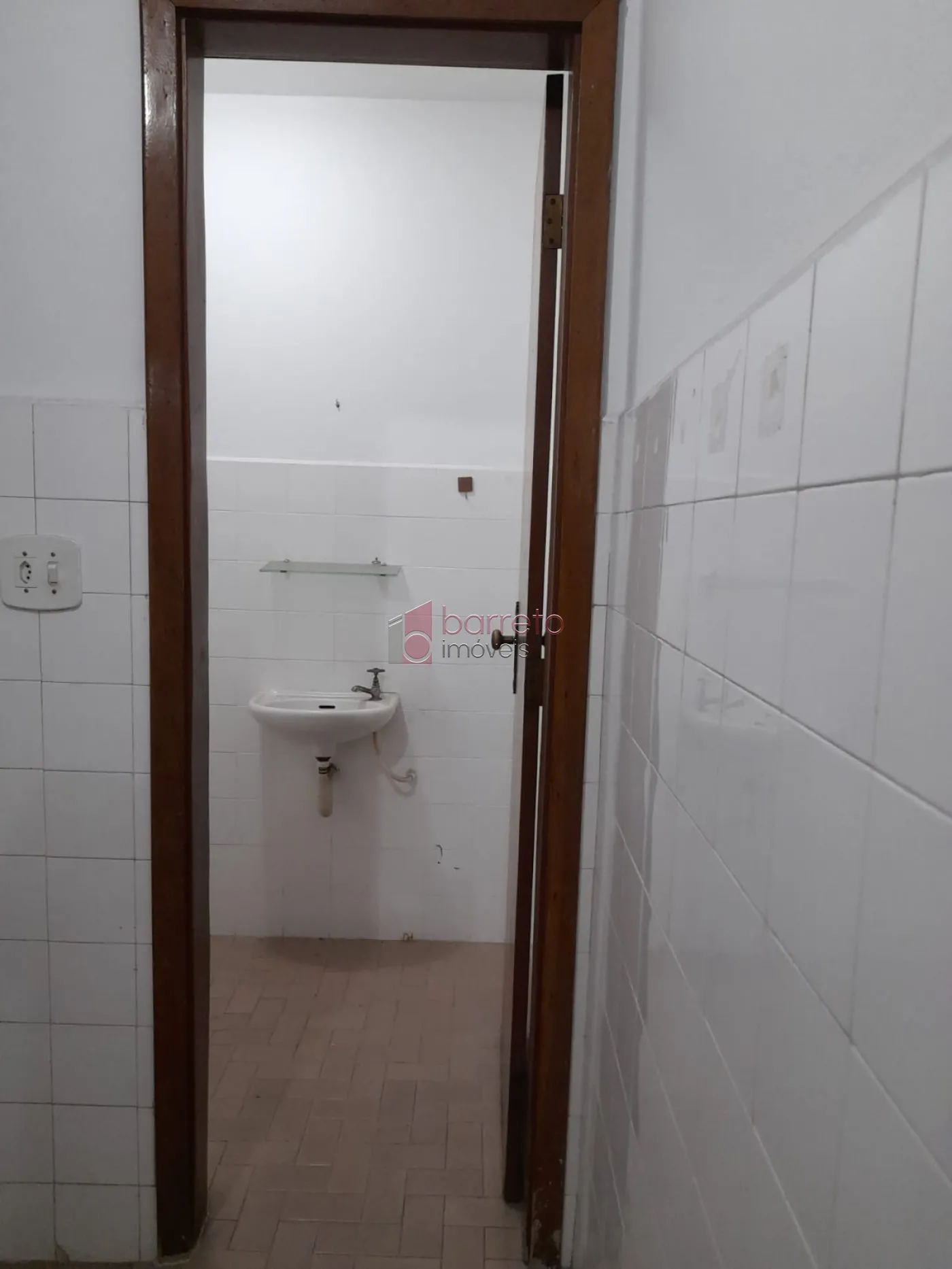 APARTAMENTO COM 03 QUARTOS À VENDA NO EDIFÍCIO JARDIM FIGUEIRAS NO CENTRO DE JUNDIAÍ/SP