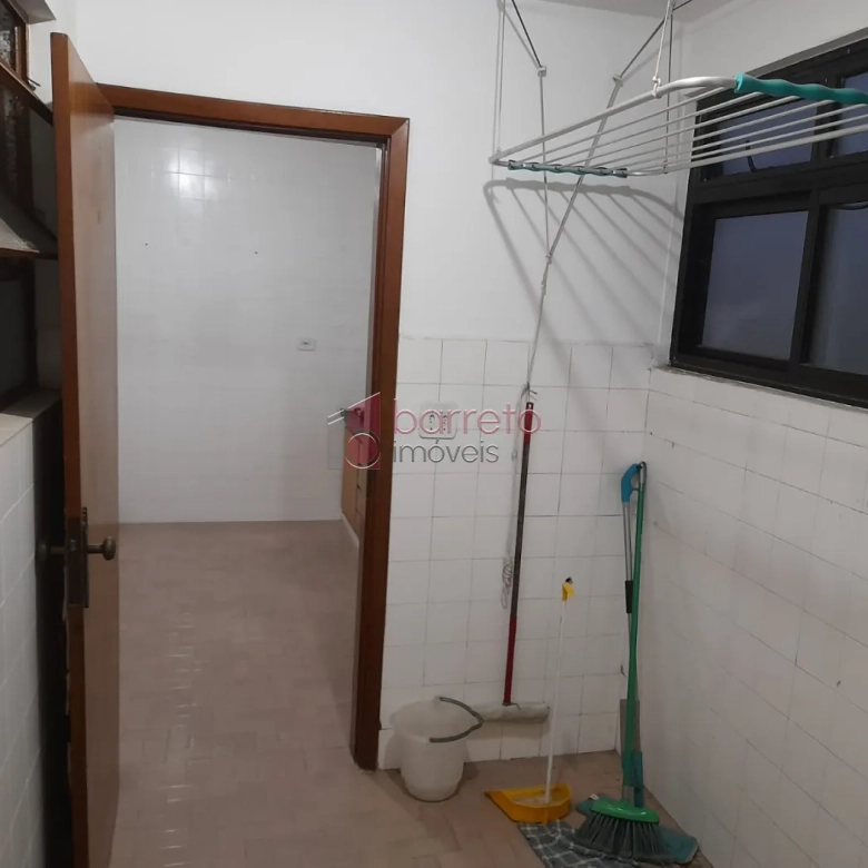 APARTAMENTO COM 03 QUARTOS À VENDA NO EDIFÍCIO JARDIM FIGUEIRAS NO CENTRO DE JUNDIAÍ/SP