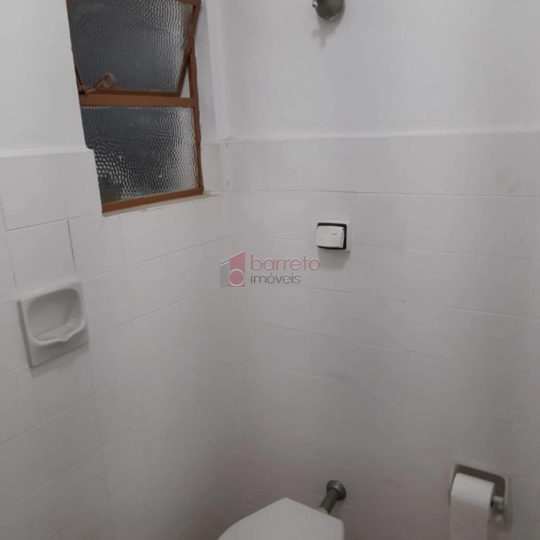 APARTAMENTO COM 03 QUARTOS À VENDA NO EDIFÍCIO JARDIM FIGUEIRAS NO CENTRO DE JUNDIAÍ/SP