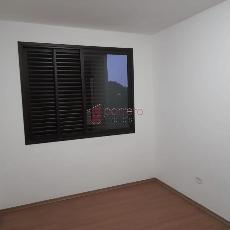 APARTAMENTO COM 03 QUARTOS À VENDA NO EDIFÍCIO JARDIM FIGUEIRAS NO CENTRO DE JUNDIAÍ/SP