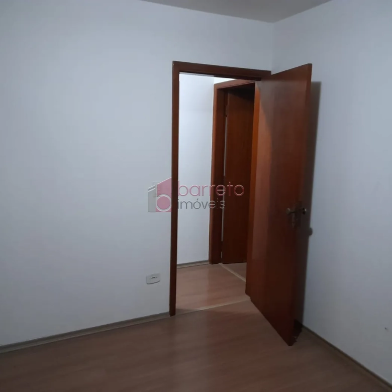 APARTAMENTO COM 03 QUARTOS À VENDA NO EDIFÍCIO JARDIM FIGUEIRAS NO CENTRO DE JUNDIAÍ/SP