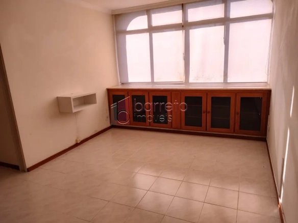 APARTAMENTO À VENDA NO EDIFÍCIO MARECHAL DEODORO NO CENTRO DE JUNDIAÍ/SP