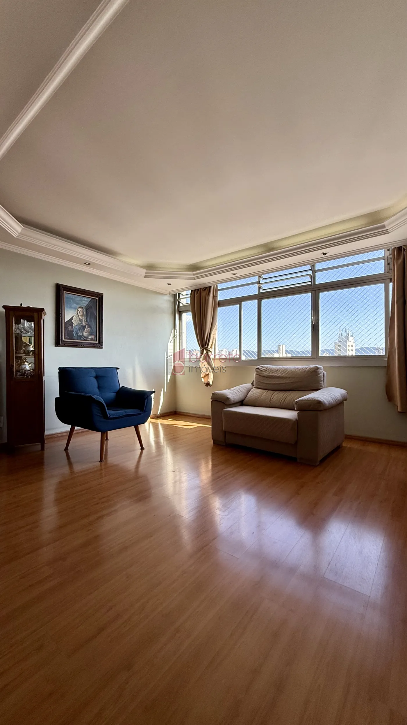 APARTAMENTO COM 3 DORMITÓRIOS À VENDA NO EDIFÍCIO MARTINS – CENTRO – JUNDIAÍ/SP