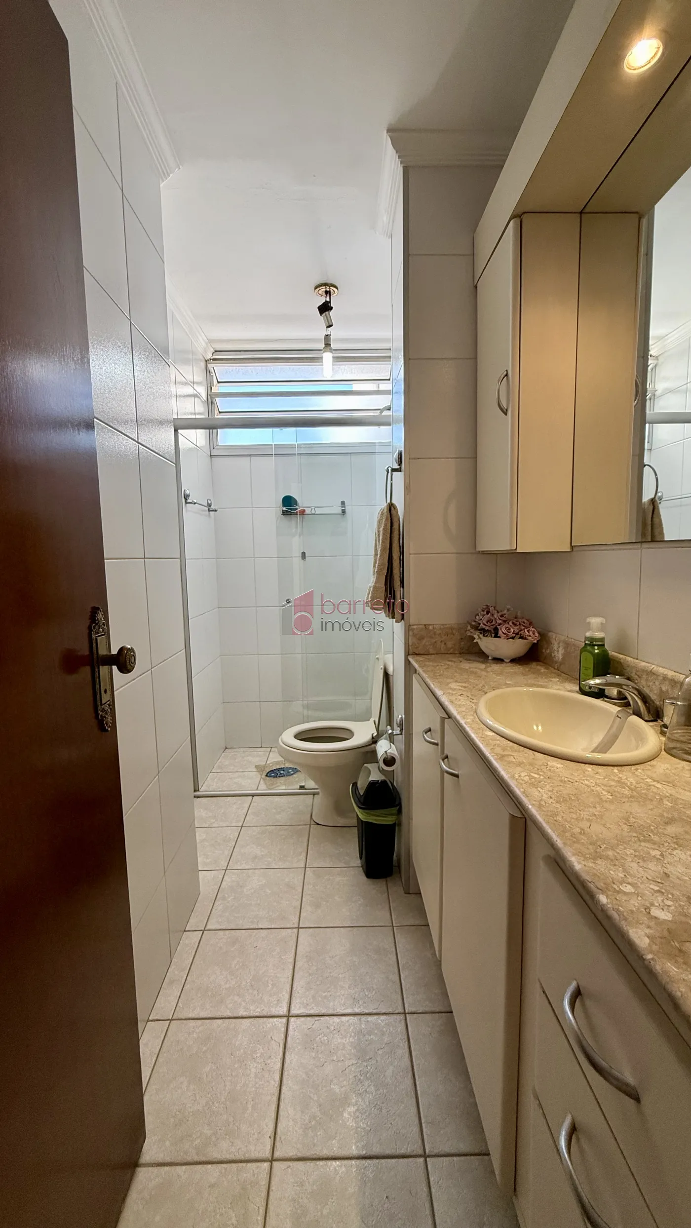 APARTAMENTO COM 3 DORMITÓRIOS À VENDA NO EDIFÍCIO MARTINS – CENTRO – JUNDIAÍ/SP