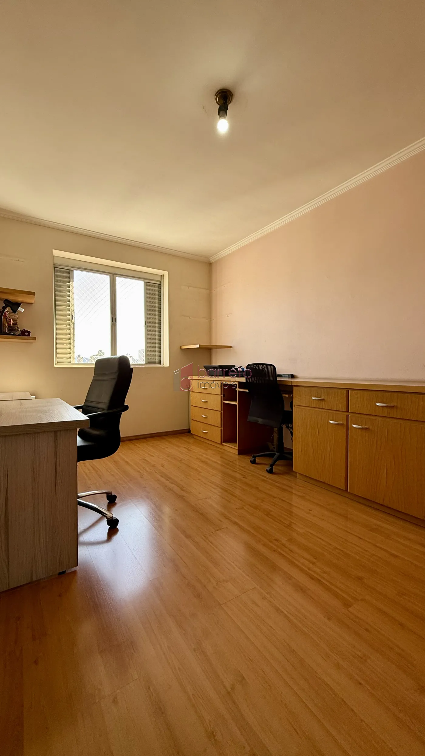 APARTAMENTO COM 3 DORMITÓRIOS À VENDA NO EDIFÍCIO MARTINS – CENTRO – JUNDIAÍ/SP