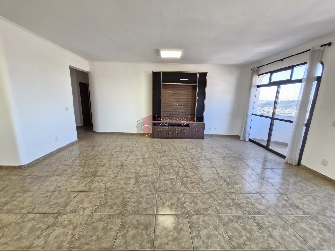 APARTAMENTO PARA LOCAÇÃO OU VENDA, NO CONDOMÍNIO EDIFÍCIO MEDITERRÂNEO NO CENTRO DE JUNDIAÍ – SP