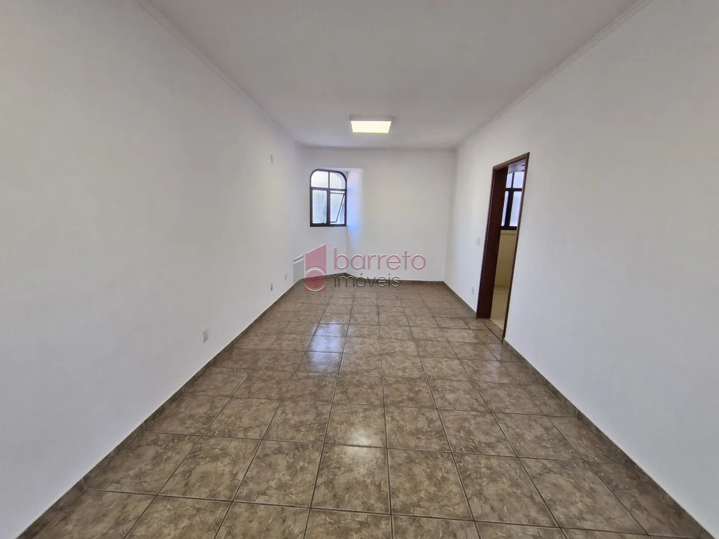 APARTAMENTO PARA LOCAÇÃO OU VENDA, NO CONDOMÍNIO EDIFÍCIO MEDITERRÂNEO NO CENTRO DE JUNDIAÍ – SP