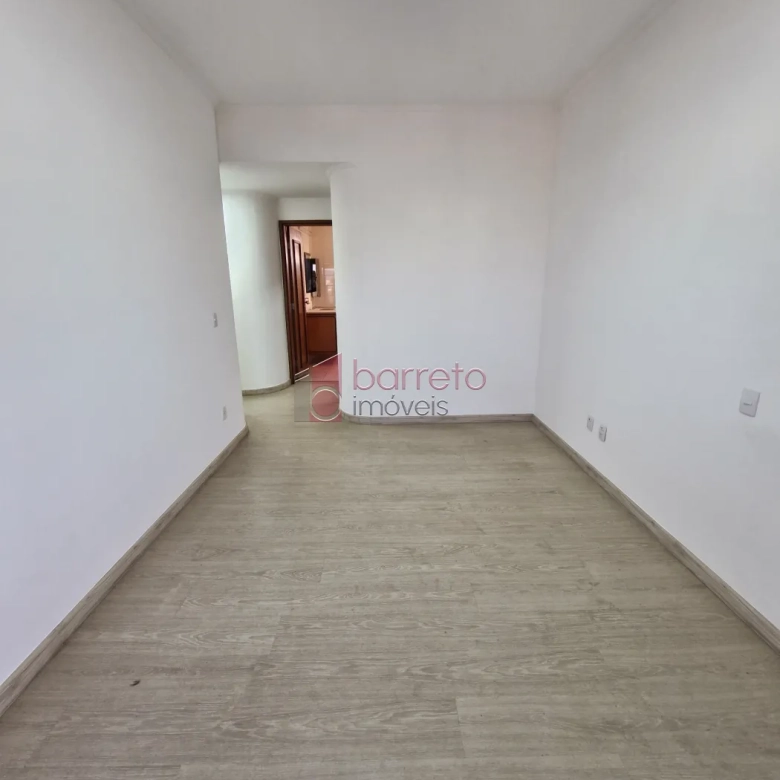 APARTAMENTO PARA LOCAÇÃO OU VENDA, NO CONDOMÍNIO EDIFÍCIO MEDITERRÂNEO NO CENTRO DE JUNDIAÍ – SP