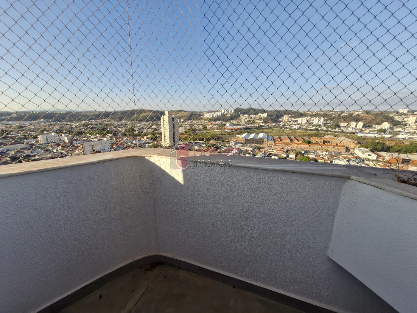 APARTAMENTO PARA LOCAÇÃO OU VENDA, NO CONDOMÍNIO EDIFÍCIO MEDITERRÂNEO NO CENTRO DE JUNDIAÍ – SP