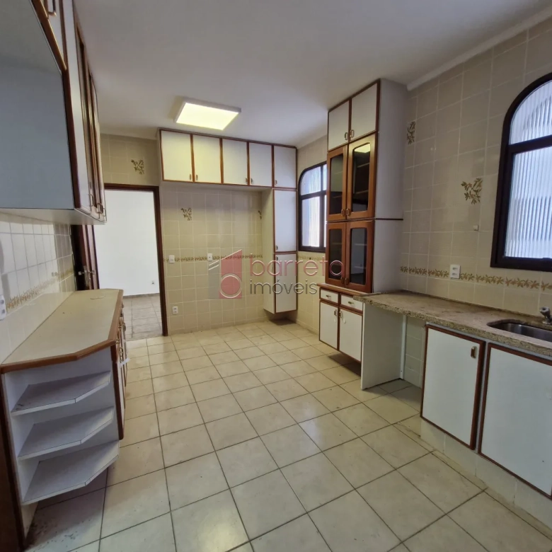 APARTAMENTO PARA LOCAÇÃO OU VENDA, NO CONDOMÍNIO EDIFÍCIO MEDITERRÂNEO NO CENTRO DE JUNDIAÍ – SP
