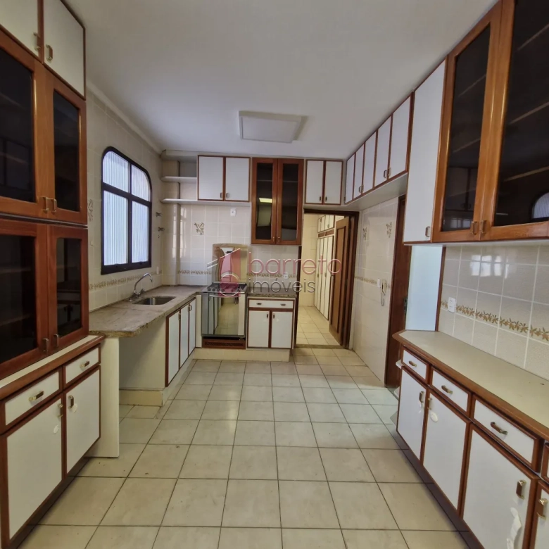 APARTAMENTO PARA LOCAÇÃO OU VENDA, NO CONDOMÍNIO EDIFÍCIO MEDITERRÂNEO NO CENTRO DE JUNDIAÍ – SP