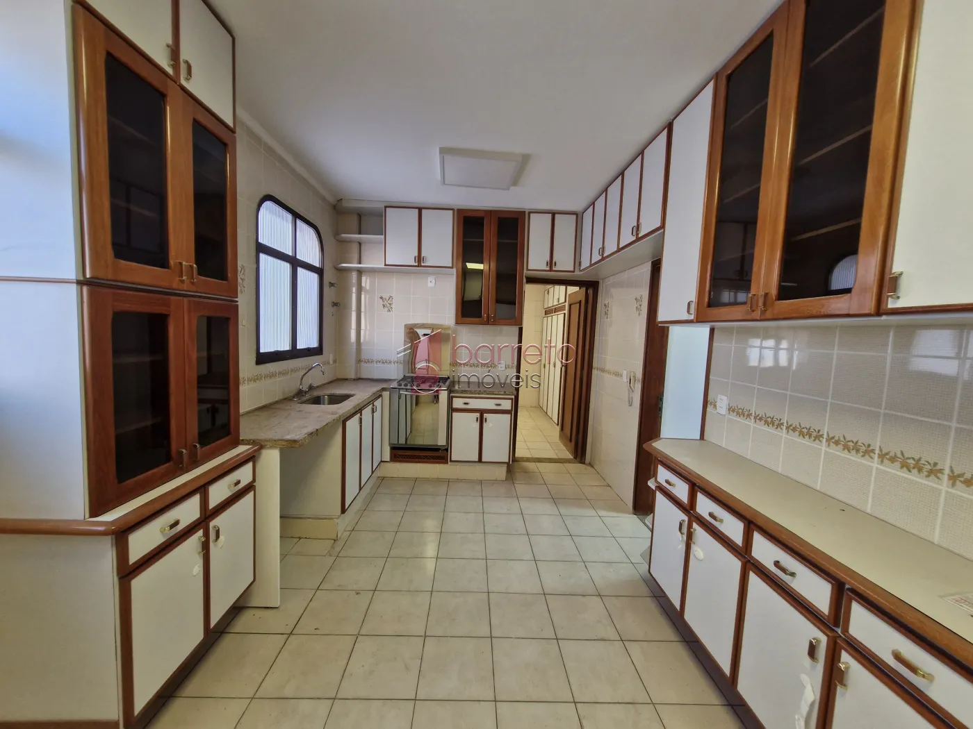 APARTAMENTO PARA LOCAÇÃO OU VENDA, NO CONDOMÍNIO EDIFÍCIO MEDITERRÂNEO NO CENTRO DE JUNDIAÍ – SP