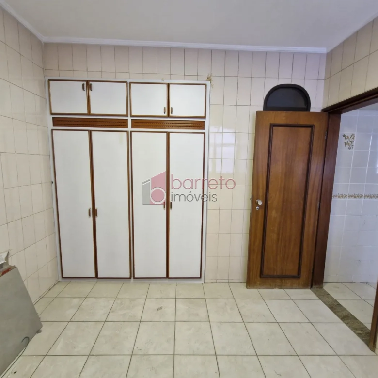 APARTAMENTO PARA LOCAÇÃO OU VENDA, NO CONDOMÍNIO EDIFÍCIO MEDITERRÂNEO NO CENTRO DE JUNDIAÍ – SP