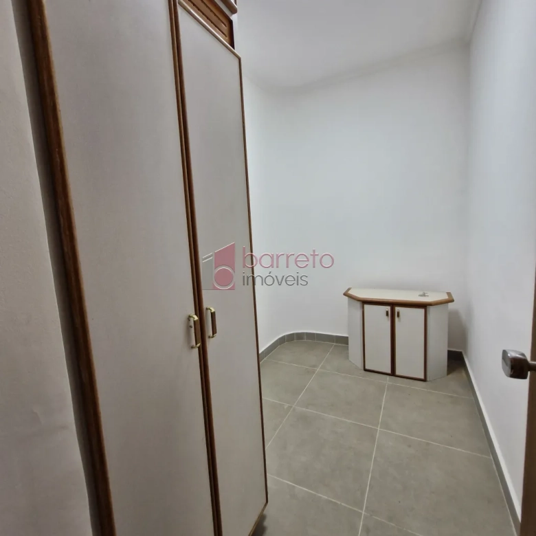 APARTAMENTO PARA LOCAÇÃO OU VENDA, NO CONDOMÍNIO EDIFÍCIO MEDITERRÂNEO NO CENTRO DE JUNDIAÍ – SP