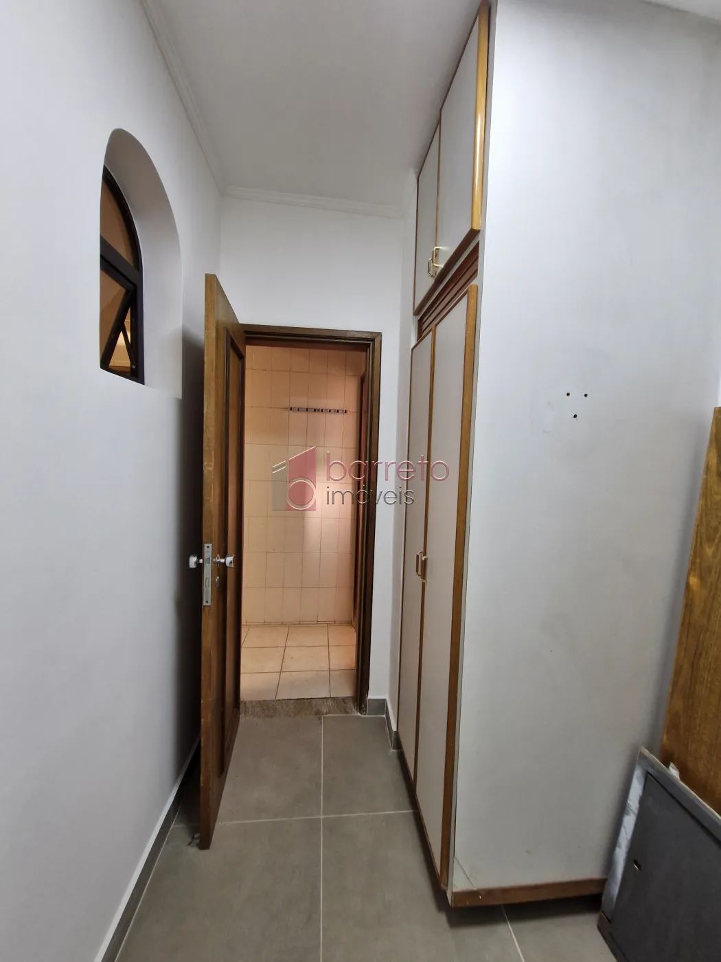 APARTAMENTO PARA LOCAÇÃO OU VENDA, NO CONDOMÍNIO EDIFÍCIO MEDITERRÂNEO NO CENTRO DE JUNDIAÍ – SP