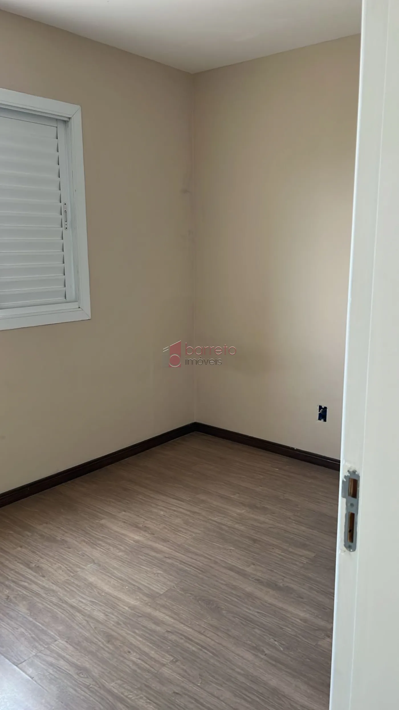 APARTAMENTO À VENDA NO CONDOMÍNIO DÁLIA NO BAIRRO CIDADE JARDIM EM JUNDIAÍ/SP