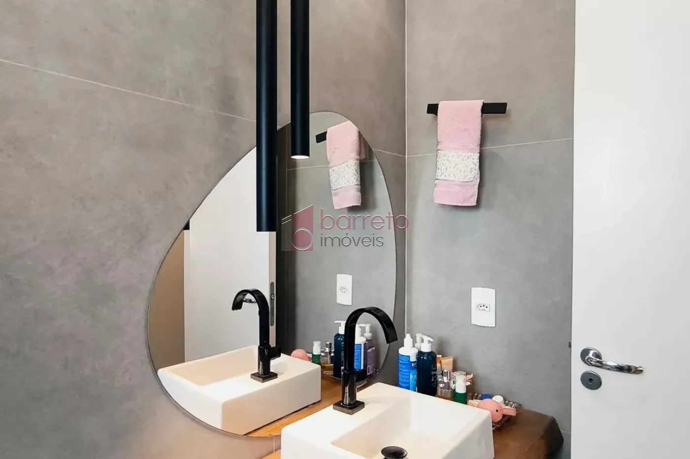 APARTAMENTO À VENDA NO CONDOMÍNIO FATTO TORRES SÃO JOSÉ EM JUNDIAÍ/SP