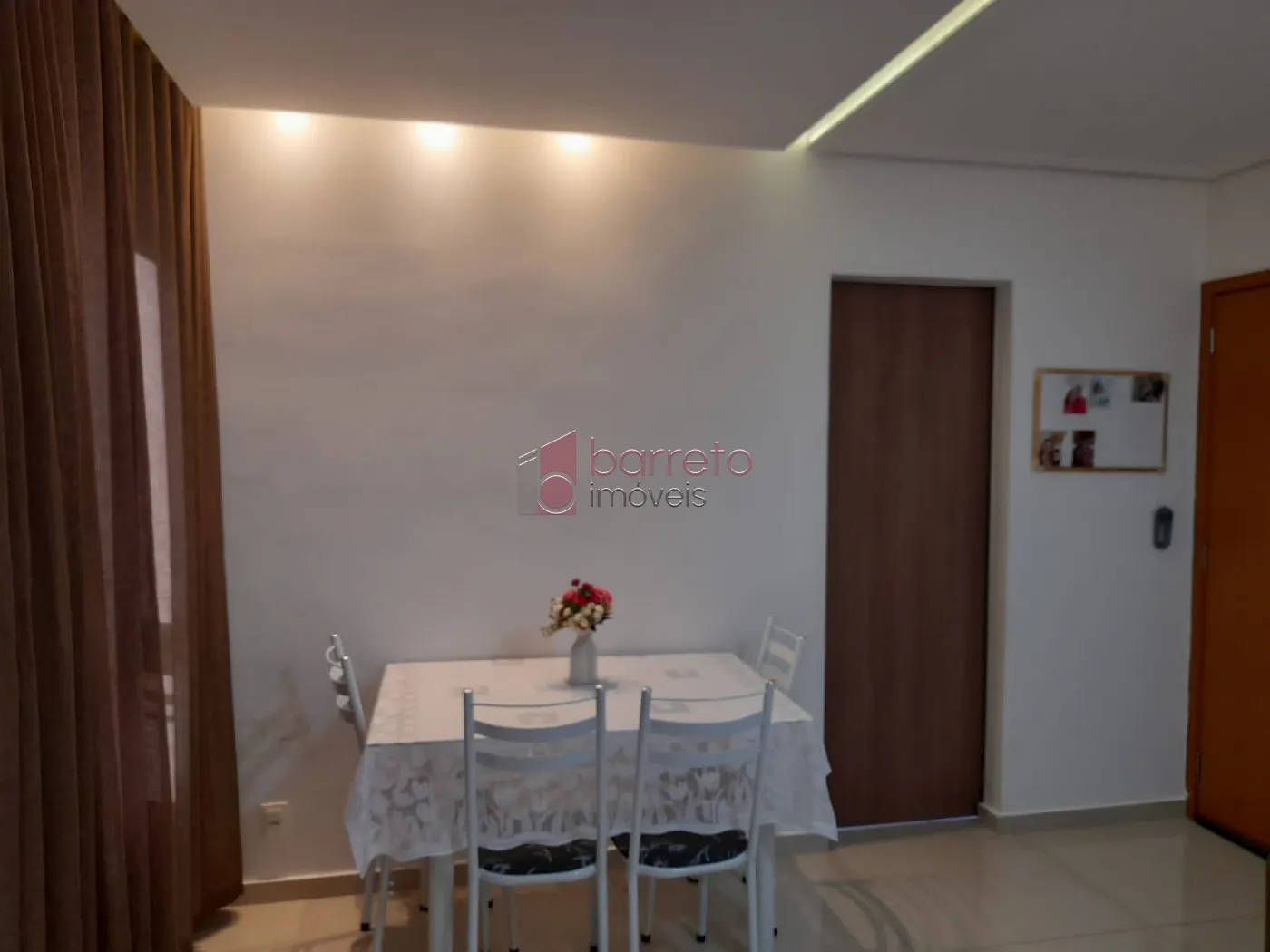 APARTAMENTO À VENDA NO CONDOMÍNIO DOCE LAR BELLA COLÔNIA EM JUNDIAÍ/SP