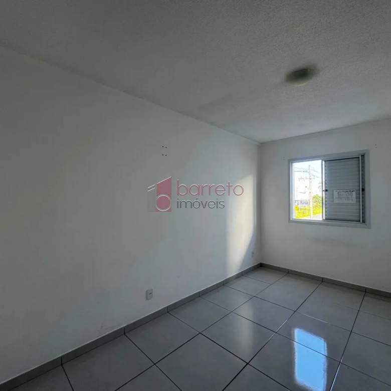 APARTAMENTO À VENDA NO CONDOMÍNIO MORADA DOS PÁSSAROS – ARAPONGAS EM JUNDIAÍ/SP