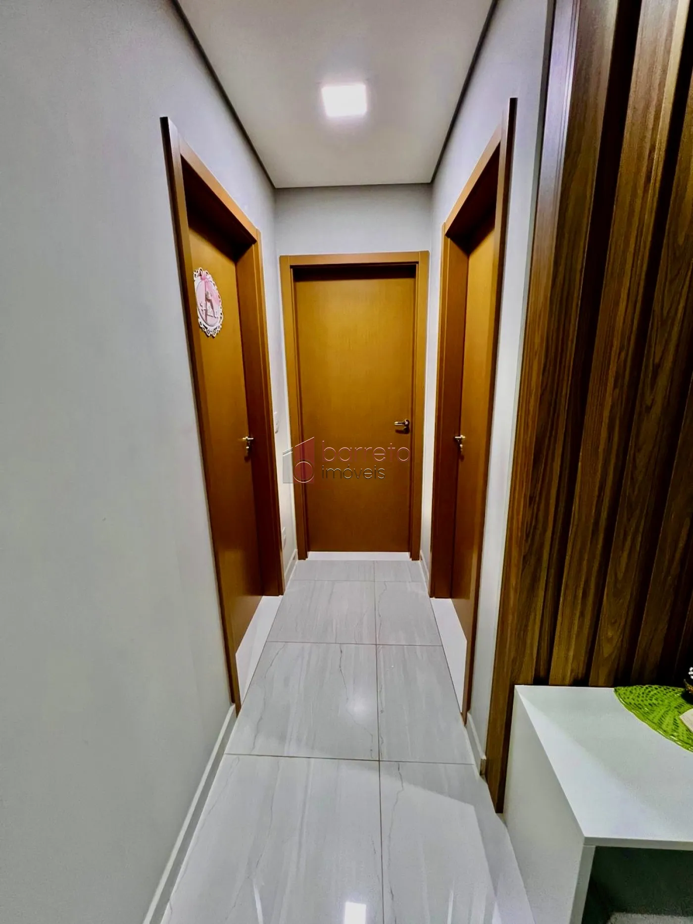 APARTAMENTO À VENDA NO CONDOMÍNIO MYRIAD NO BAIRRO ENGORDADOURO EM JUNDIAÍ/SP