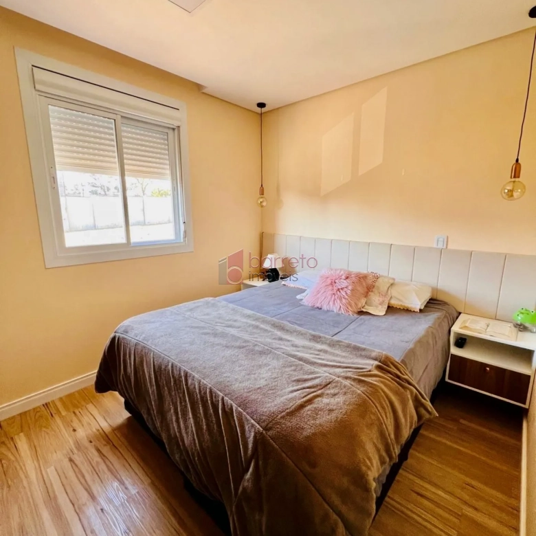 APARTAMENTO À VENDA NO CONDOMÍNIO MYRIAD NO BAIRRO ENGORDADOURO EM JUNDIAÍ/SP