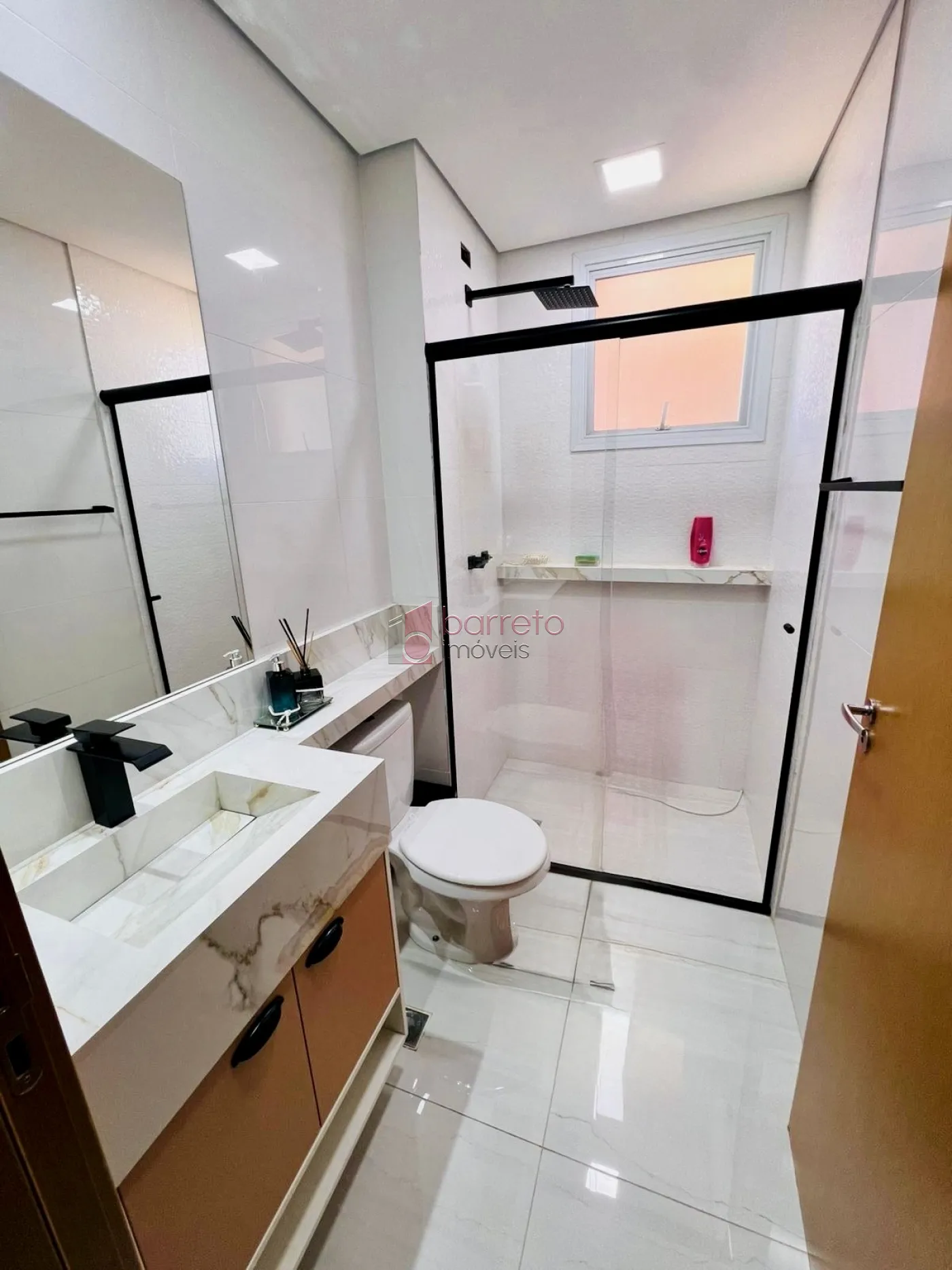 APARTAMENTO À VENDA NO CONDOMÍNIO MYRIAD NO BAIRRO ENGORDADOURO EM JUNDIAÍ/SP