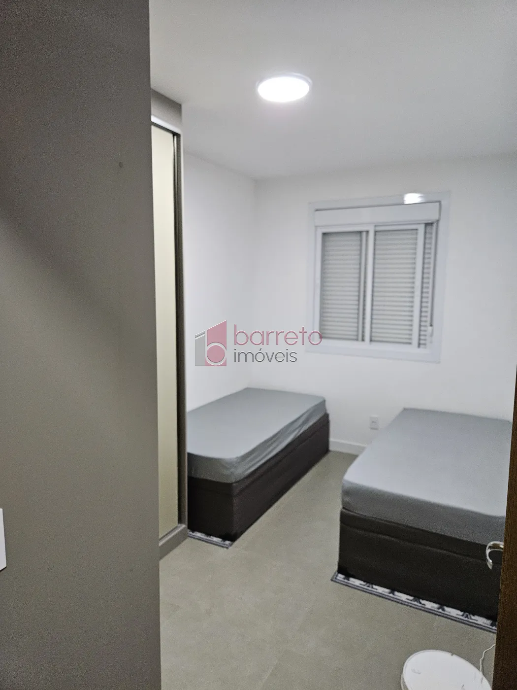 APARTAMENTO À VENDA NO CONDOMÍNIO TORRES DE OZANAM – JUNDIAÍ/SP