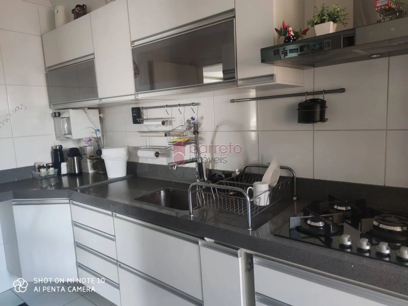 APARTAMENTO À VENDA NO CONDOMÍNIO GARDEN PLACE EM JUNDIAÍ/SP
