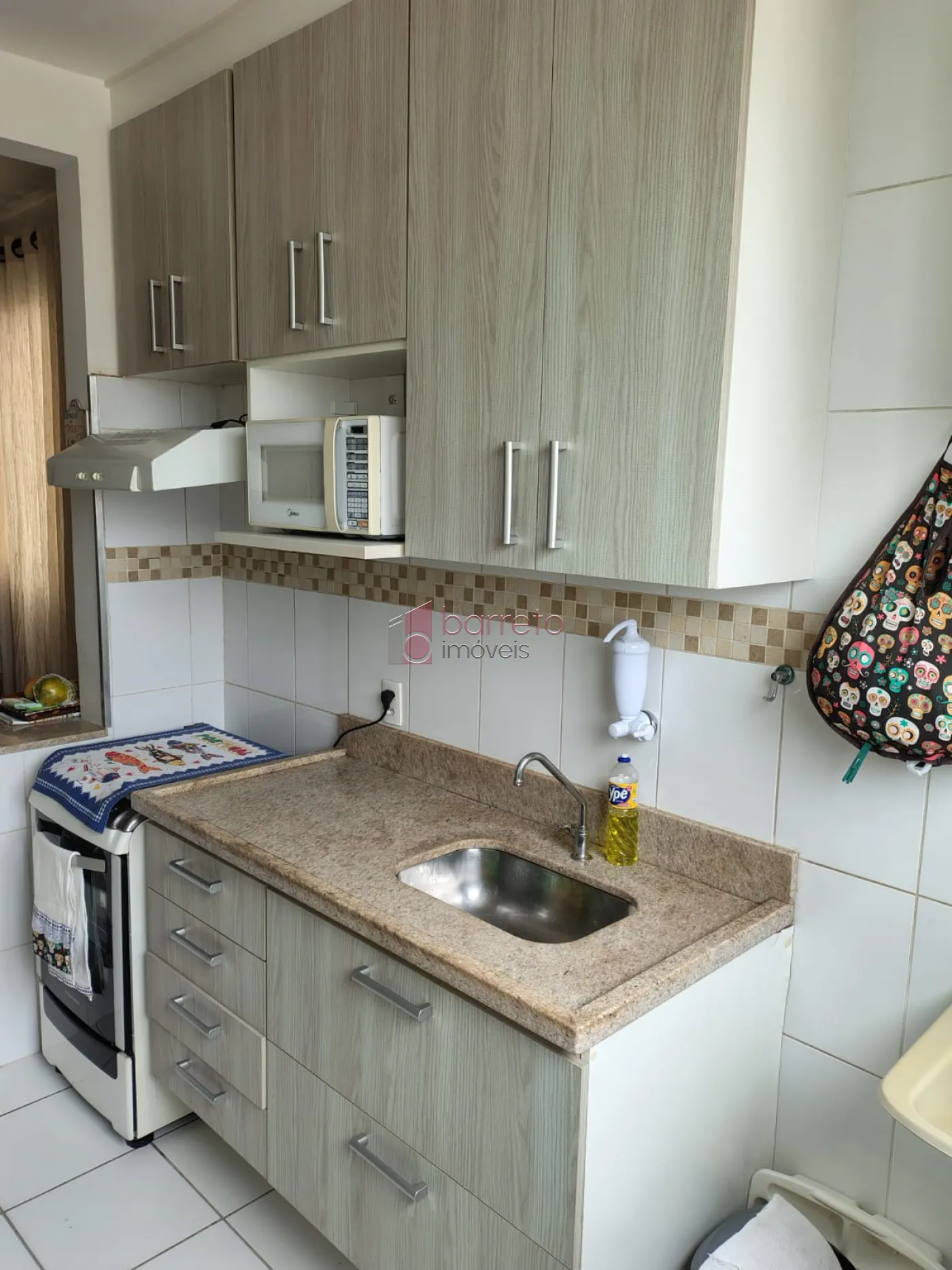 APARTAMENTO TÉRREO À VENDA NO CONDOMÍNIO PARQUE JAMILE NA VILA HORTOLÂNDIA EM JUNDIAÍ/SP