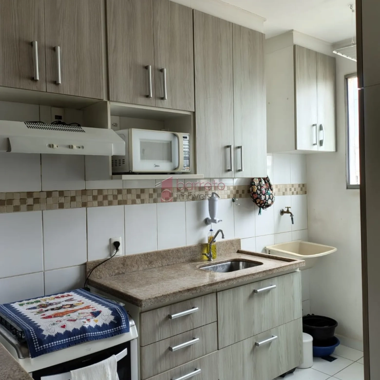 APARTAMENTO TÉRREO À VENDA NO CONDOMÍNIO PARQUE JAMILE NA VILA HORTOLÂNDIA EM JUNDIAÍ/SP
