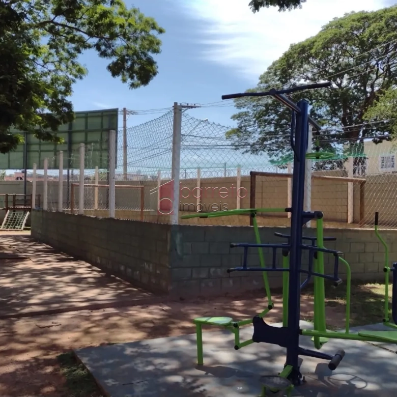 APARTAMENTO TÉRREO À VENDA NO CONDOMÍNIO PARQUE JAMILE NA VILA HORTOLÂNDIA EM JUNDIAÍ/SP