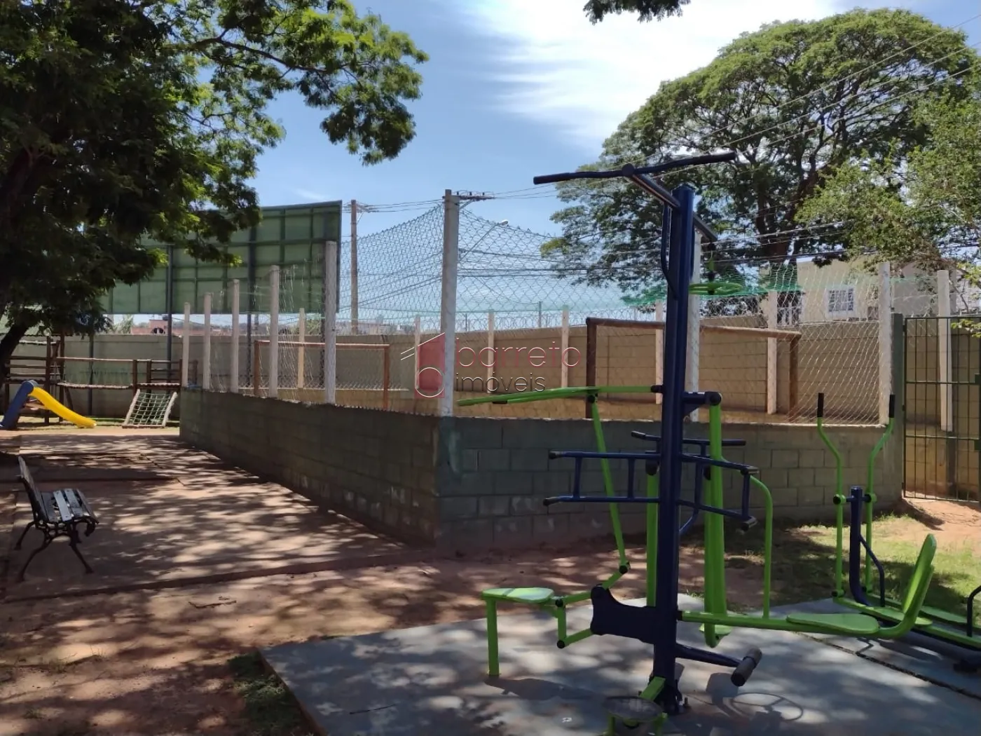 APARTAMENTO TÉRREO À VENDA NO CONDOMÍNIO PARQUE JAMILE NA VILA HORTOLÂNDIA EM JUNDIAÍ/SP