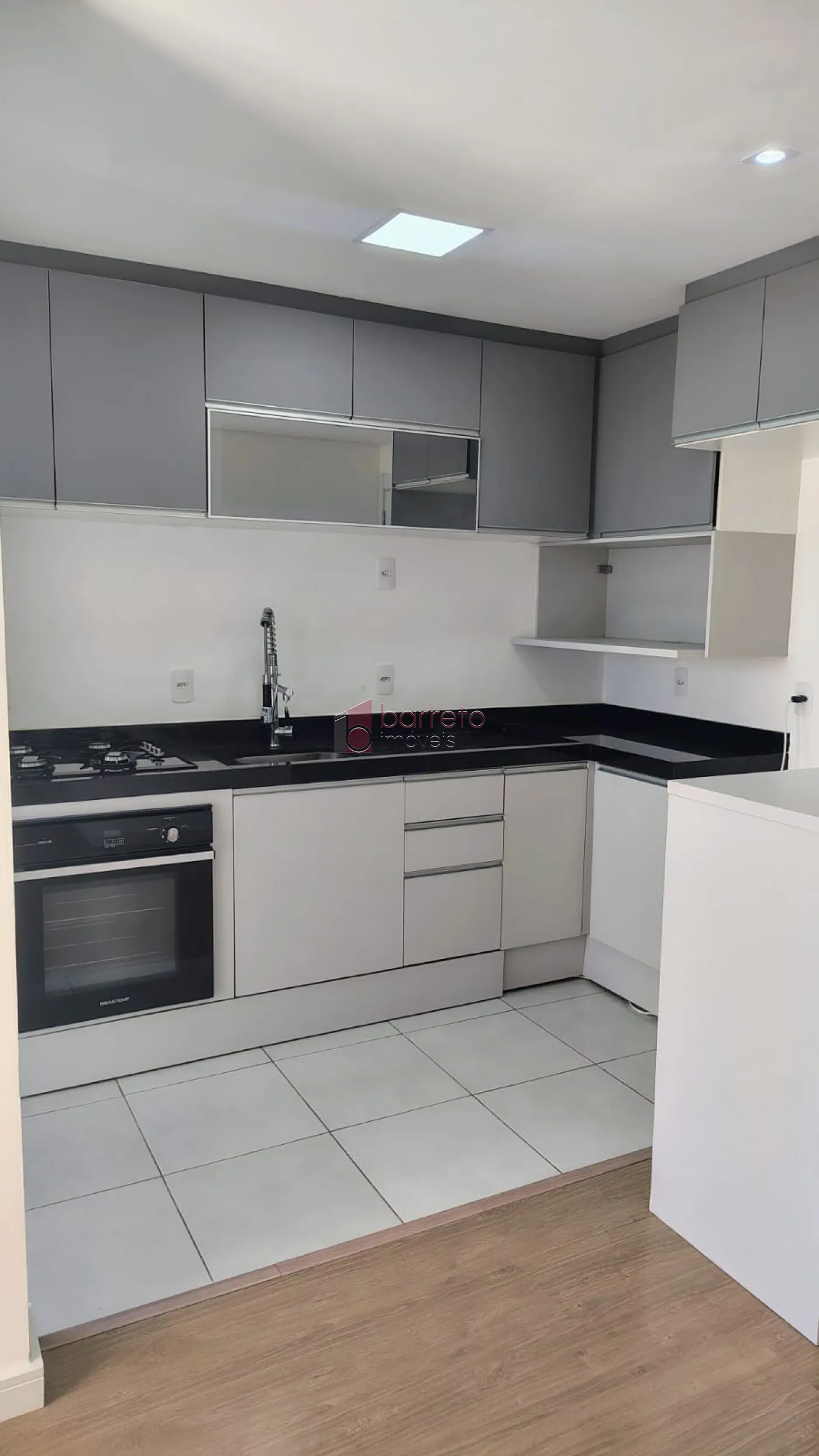 APARTAMENTO À VENDA NO CONDOMÍNIO DIFFERENZIATO EM JUNDIAÍ/SP