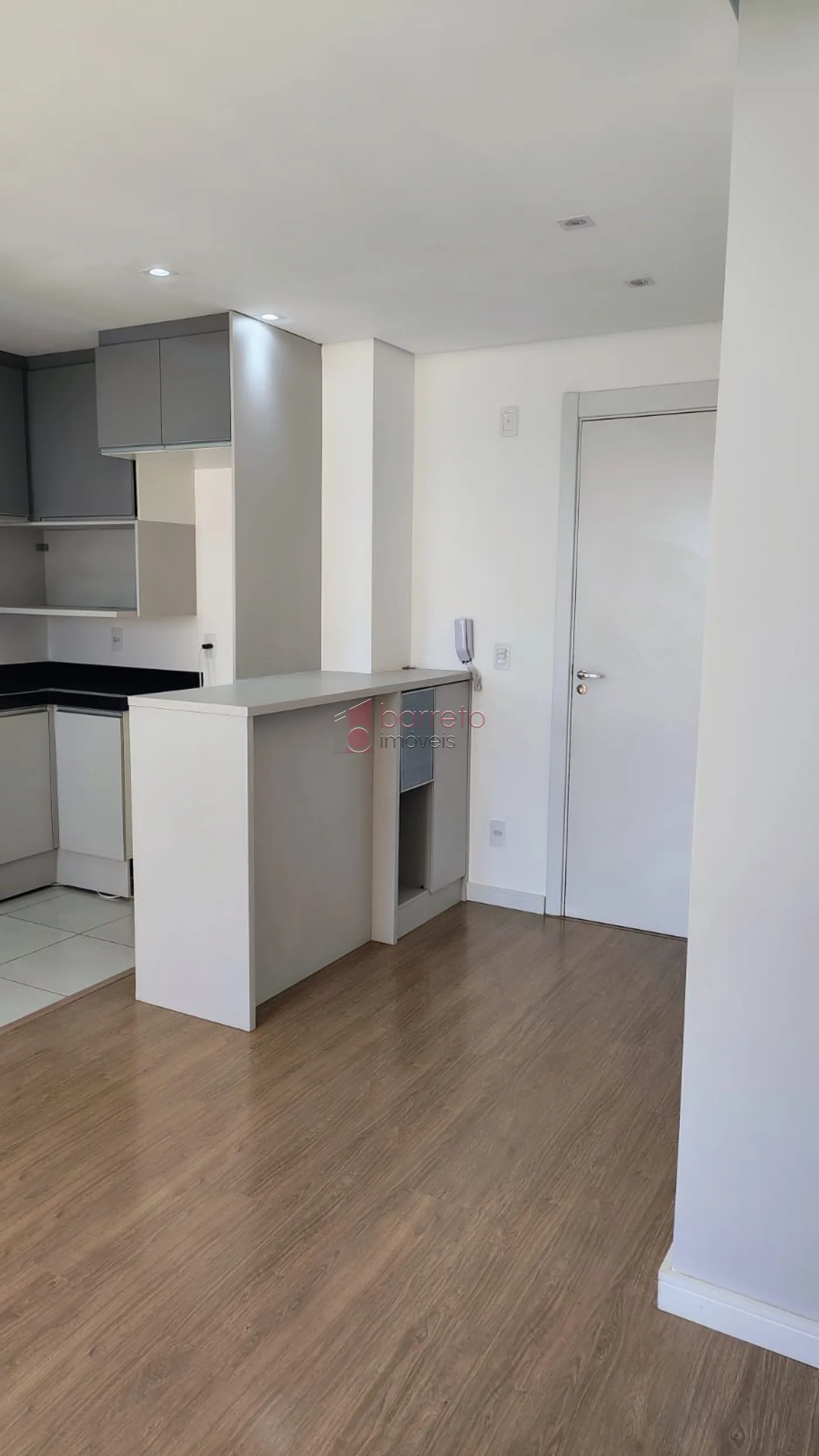 APARTAMENTO À VENDA NO CONDOMÍNIO DIFFERENZIATO EM JUNDIAÍ/SP