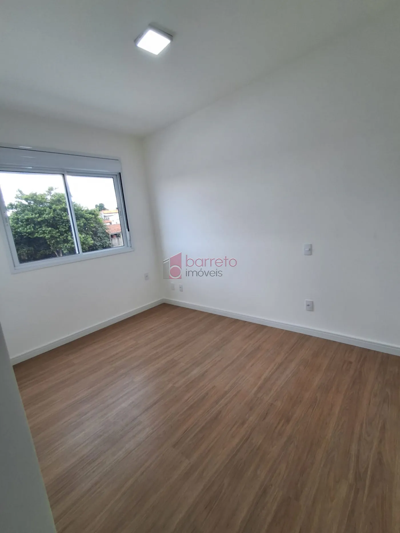 APARTAMENTO À VENDA NO CONDOMÍNIO GIARDINO – JUNDIAÍ/SP