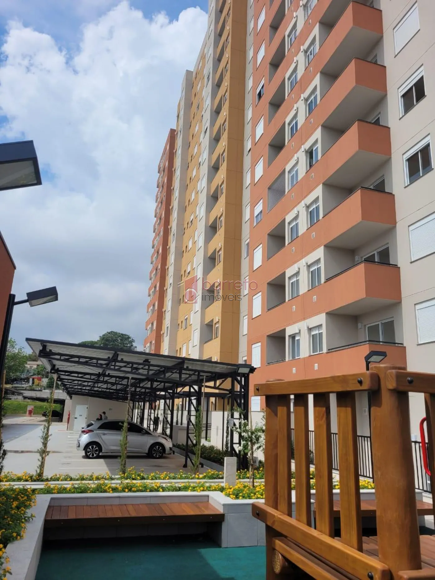APARTAMENTO À VENDA NO CONDOMÍNIO GIARDINO NO JARDIM COLÔNIA EM JUNDIAÍ/SP