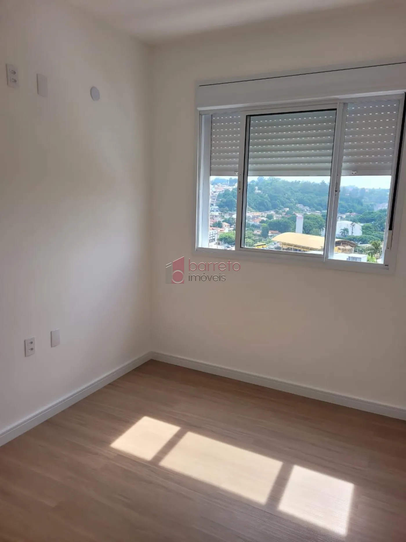 APARTAMENTO À VENDA NO CONDOMÍNIO GIARDINO NO JARDIM COLÔNIA EM JUNDIAÍ/SP