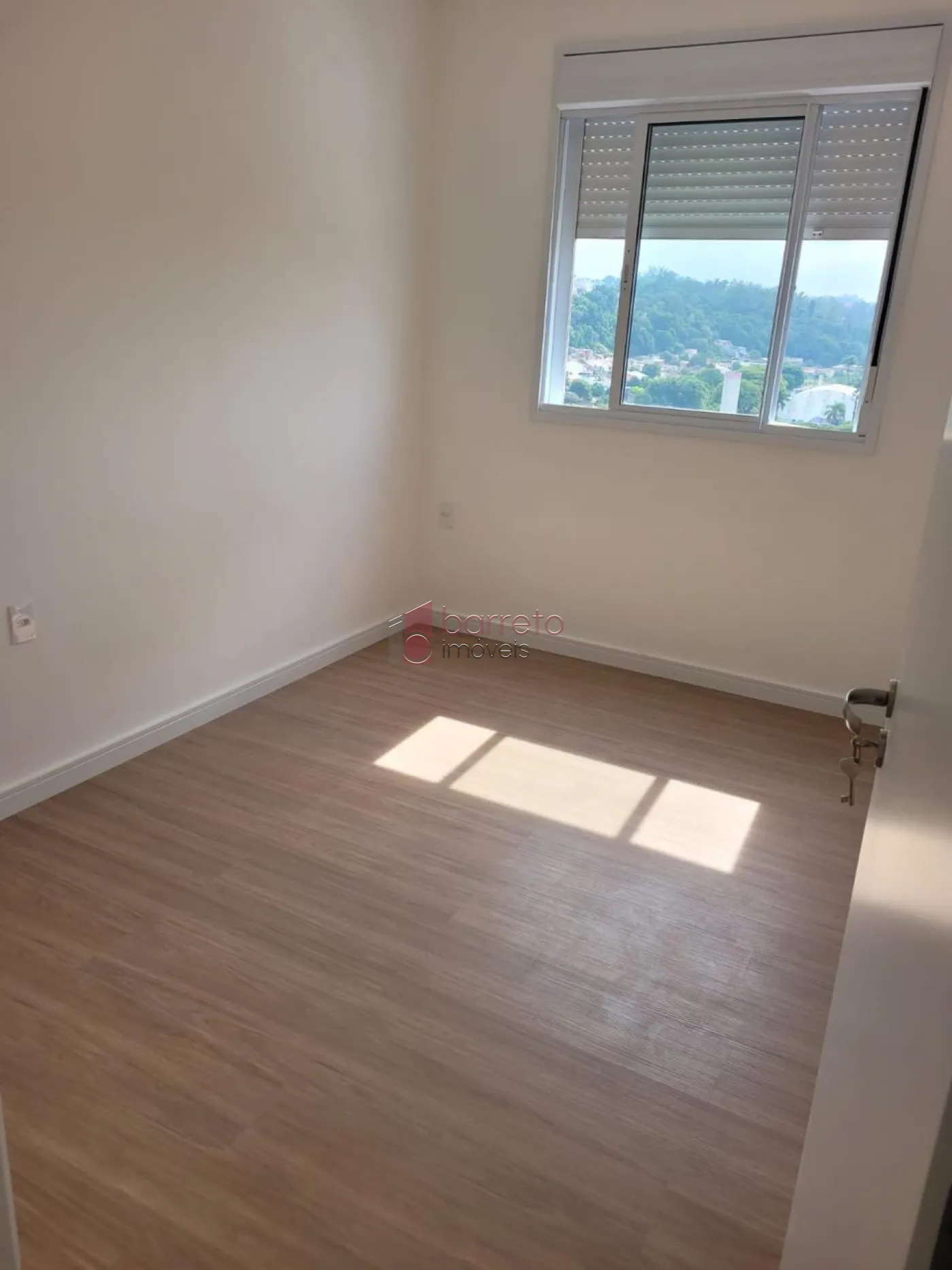 APARTAMENTO À VENDA NO CONDOMÍNIO GIARDINO NO JARDIM COLÔNIA EM JUNDIAÍ/SP
