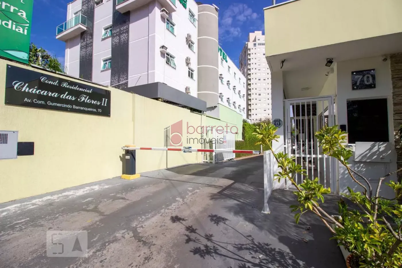 APARTAMENTO À VENDA NO CONDOMÍNIO CHÁCARA DAS FLORES II – JARDIM SANTA TERESA – JUNDIAÍ-SP