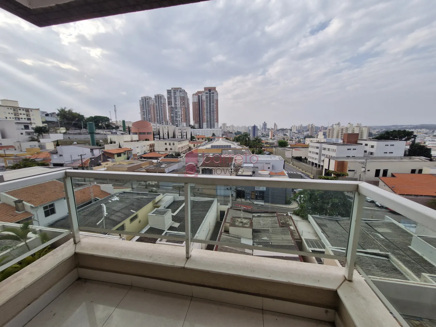 APARTAMENTO À VENDA NO CONDOMÍNIO PIAZZA MESSINA – JARDIM MESSINA EM JUNDIAÍ/SP